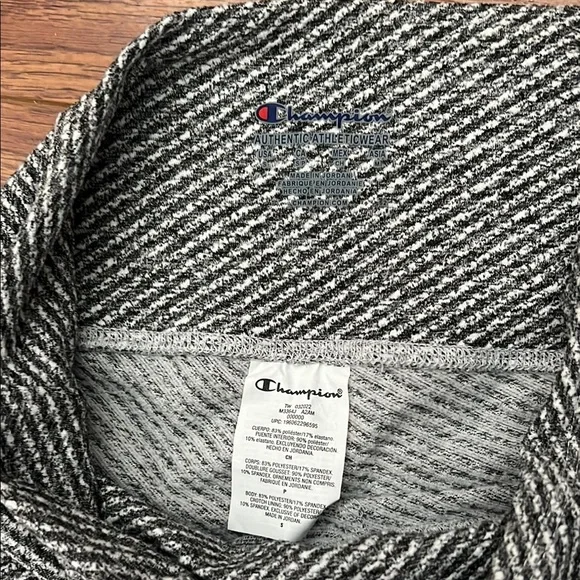 Champion Women’s Leggings - Picture 4 of 7